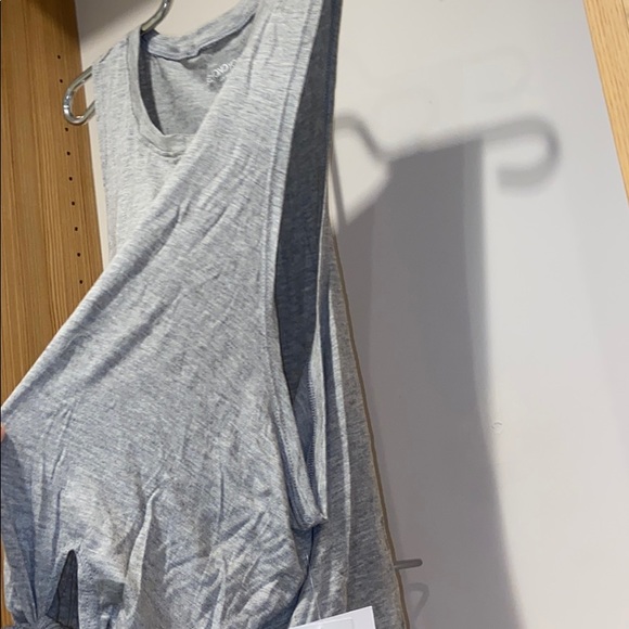 Beyond Yoga Tank - Picture 3 of 4